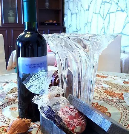 Aimilios Villa *