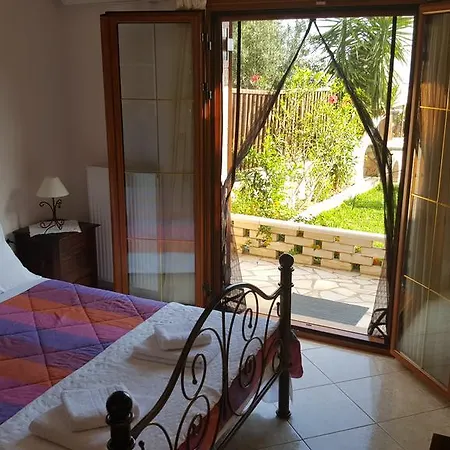 Aimilios Villa Mousata